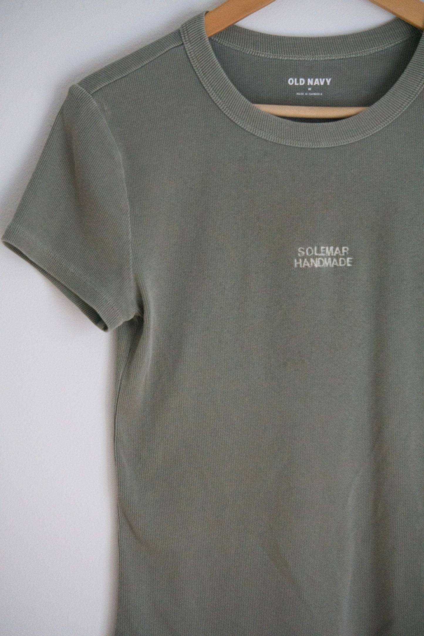 Size Medium Embroidered Solemar Tee in Army Green