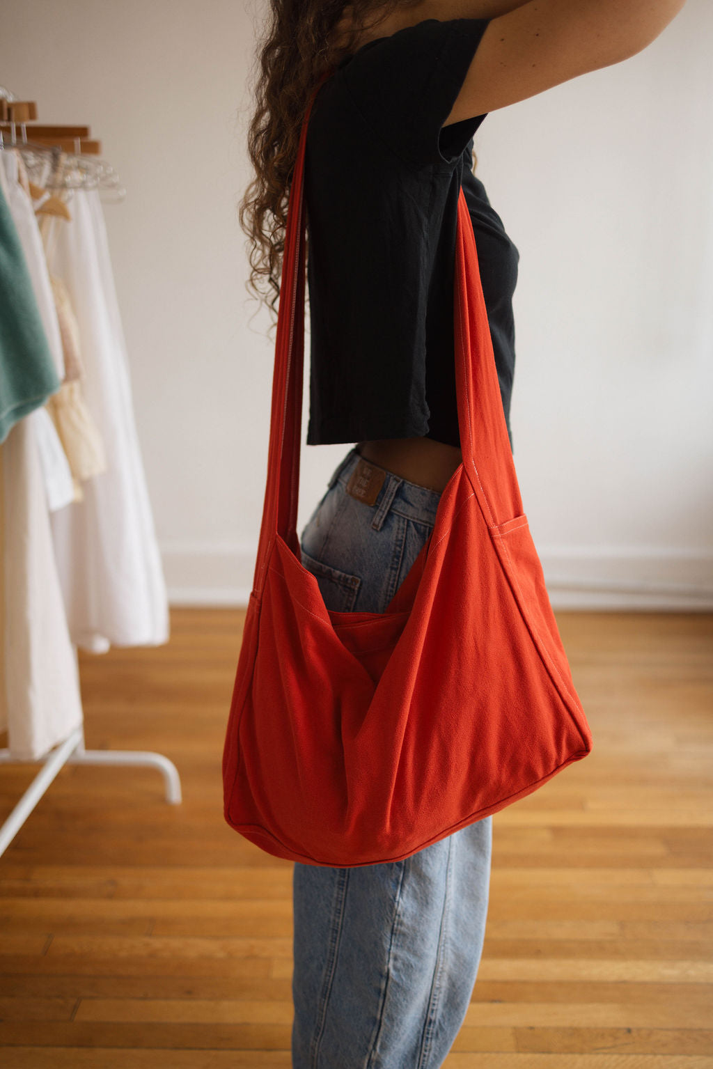 Red Boxy Slinger